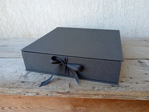 jute like black box by Giovelli Design