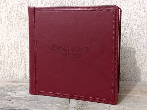 ustomized bordeaux leather photography book with laser inscription by Giovelli design