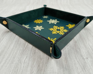 winter themed catchall tray by Giovelli Design