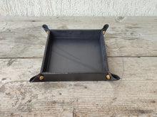 Carica l&#39;immagine nel visualizzatore di Gallery, black leather coin tray by Giovelli Design
