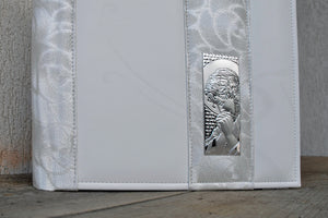 white first communion photo album with elegant finishes by Giovelli Design