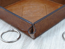 Carica l&#39;immagine nel visualizzatore di Gallery, elegant brown true leather catchall by Giovelli Design
