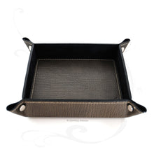 Carica l&#39;immagine nel visualizzatore di Gallery, stylish square grey leather catchall by Giovelli Design
